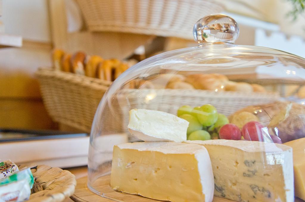 Hotel - Restaurant Kastanienhof Lauingen Екстериор снимка